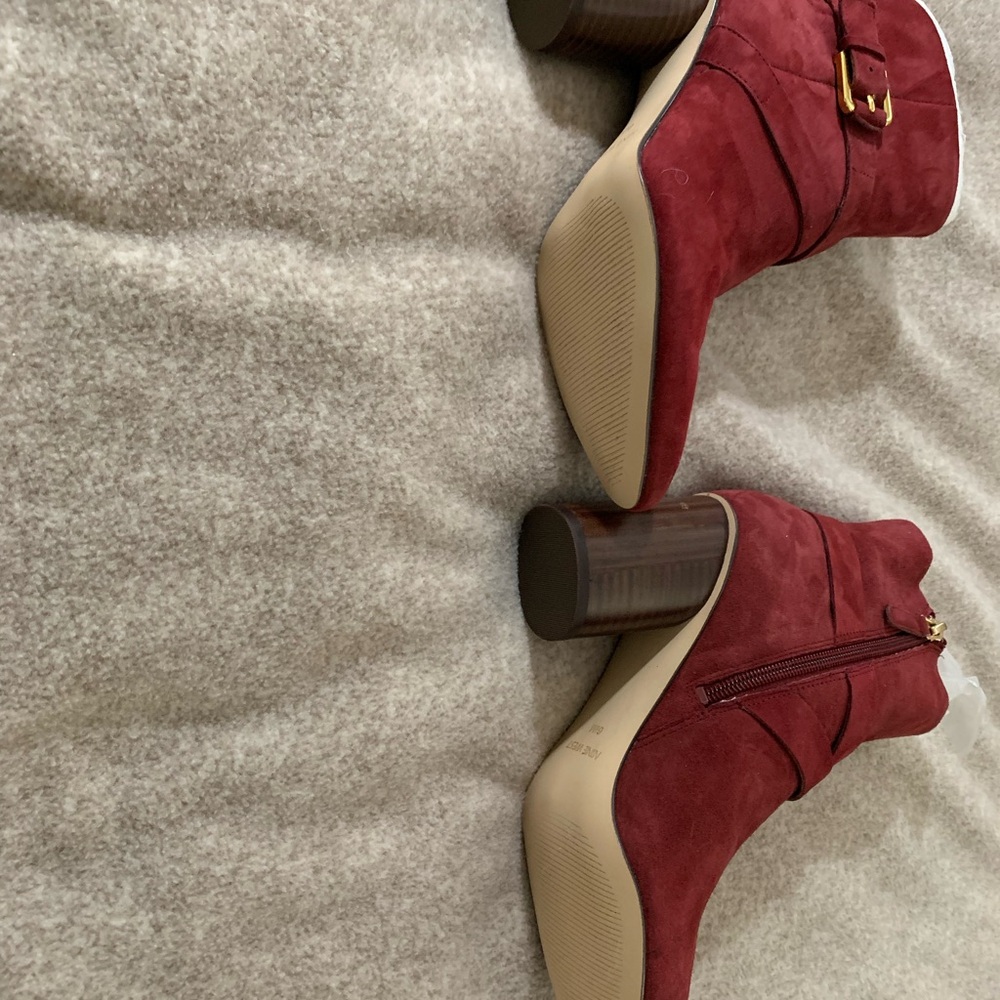 Nine West Cavanagh Burgundy Suede Ankle Boots - Picture 2 of 8